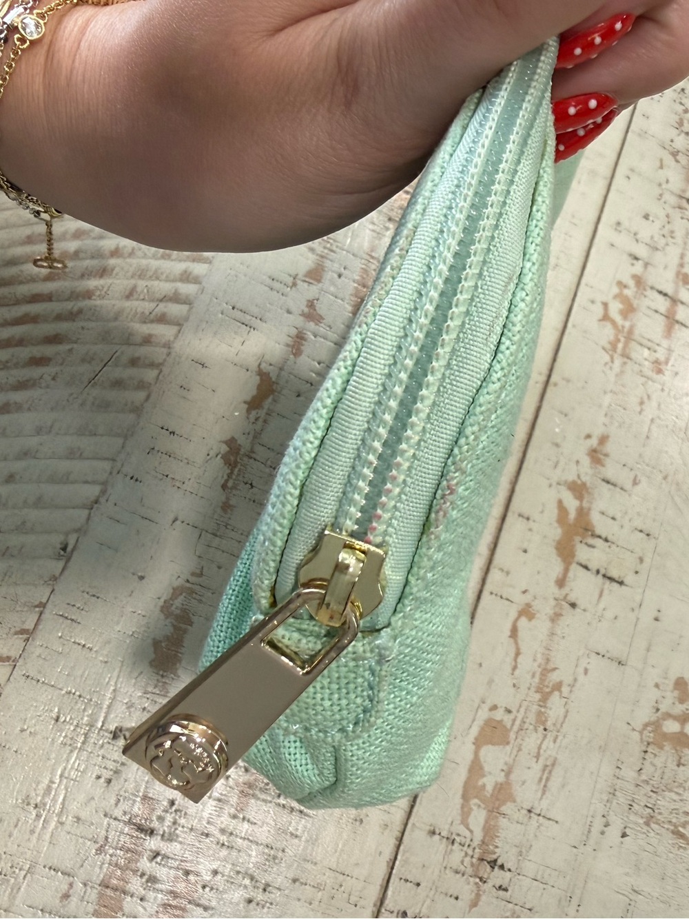 Spartina 448 Small Pouch - Picture 5 of 10